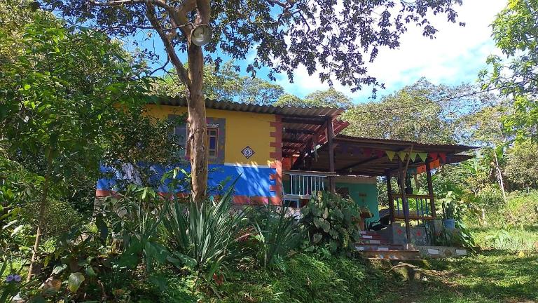 Casa Refugio LA TEBAIDA - B&B Mocoa