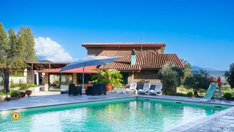 Villa Gambula - Relax and Pool - B&B Perdaxius