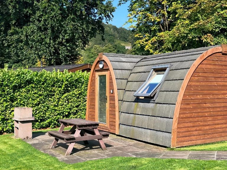 The Nest Pod - B&B Oldham