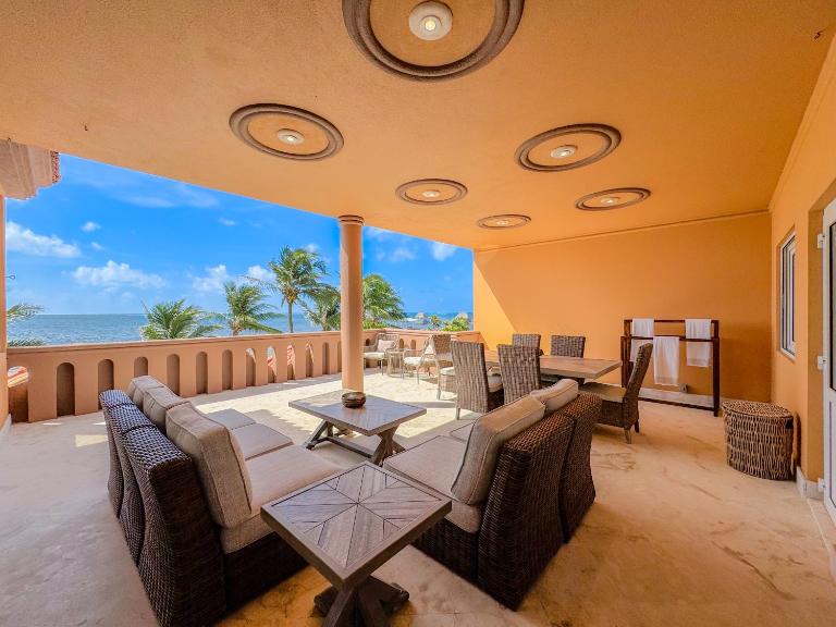 Belizean Cove Estates Beachfront Villas - B&B San Pedro Town