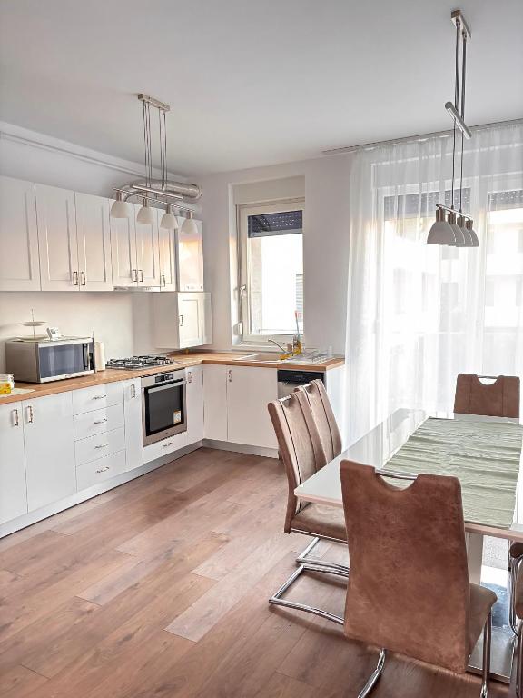 Mirvana Apartments Solis Grande - Ferienwohnung Temeswar