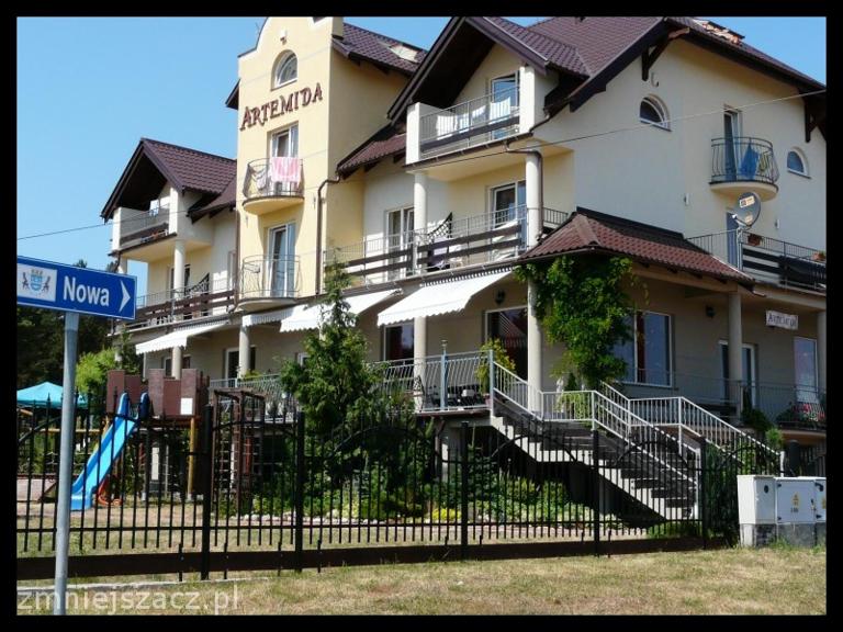 B&B Artemida - B&B Ostrowo