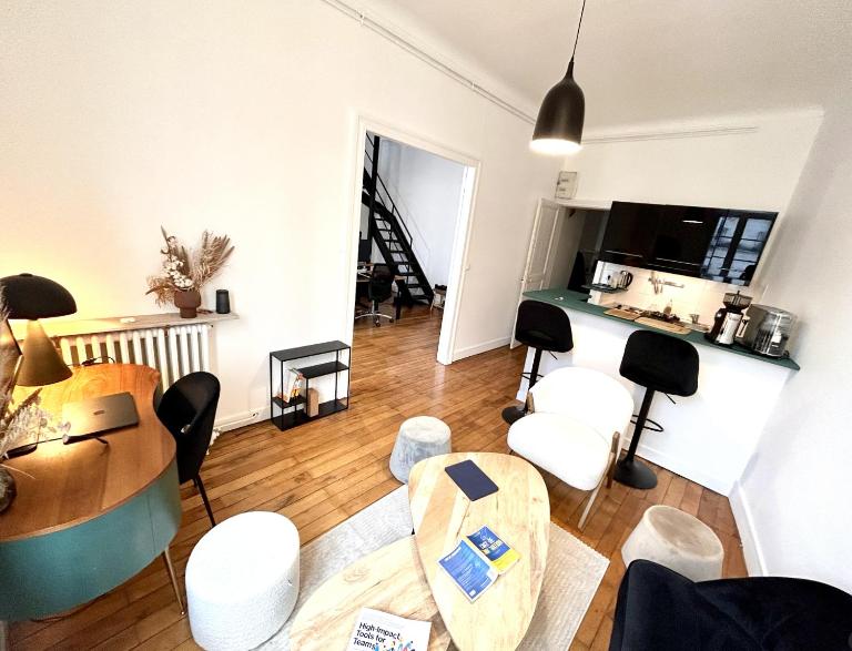 Beau Duplex plein centre avec vue, idéal télétravail - B&B Nantes