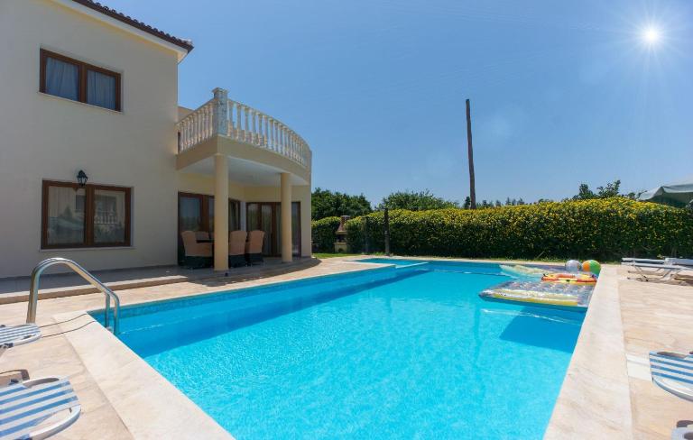 Villa Tsikkos Pende - Ferienwohnung Argáka