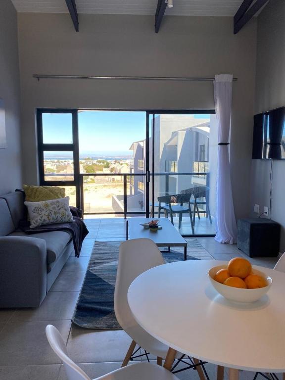 Lagoon Views Luxury Apartment Langebaan - B&B Langebaan