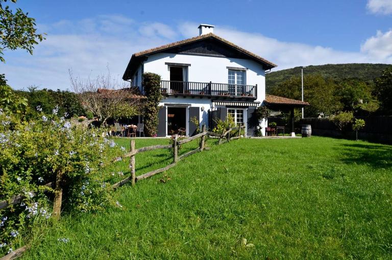 Casa Mar con jardín en Noja, Isla, Arnuero - B&B Arnuero
