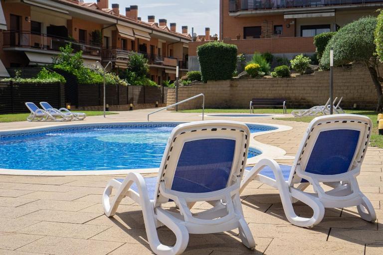 SunSea LLoret 2 Playa, piscina y wifi - Chambres d'hôtes Lloret de Mar