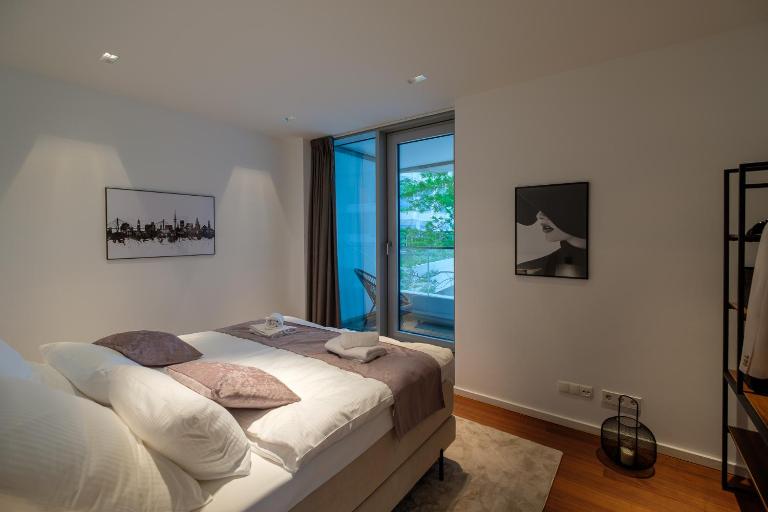 Come2Stay Hafencity - Marco Polo Tower 2 - B&B Hamburg