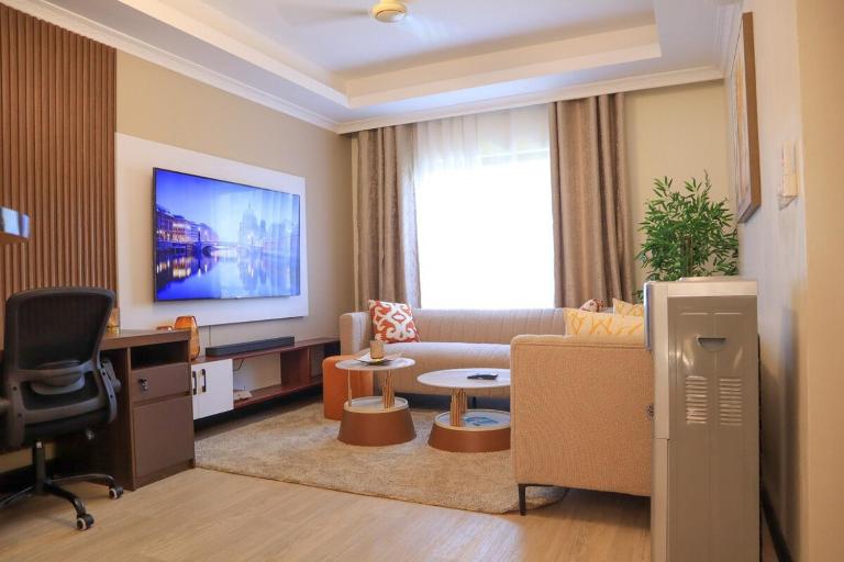 Elegant 3 Bedroom Apartment - 1255 Palm Ridge - B&B Vipingo