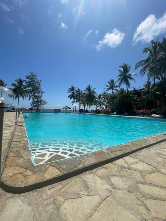 Dada Suites De Luxe Ocean Beachfront B&B - B&B Malindi