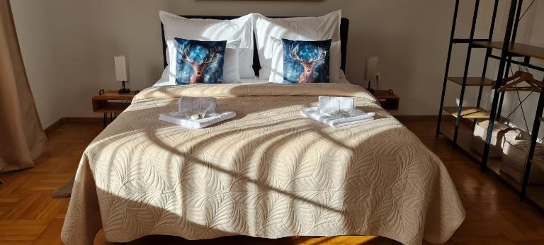 aNNa s Cozy Home with Private Forest, Canopy Terrace & Parking, near Red Bull Ring - B&B Sankt Michael in Obersteiermark