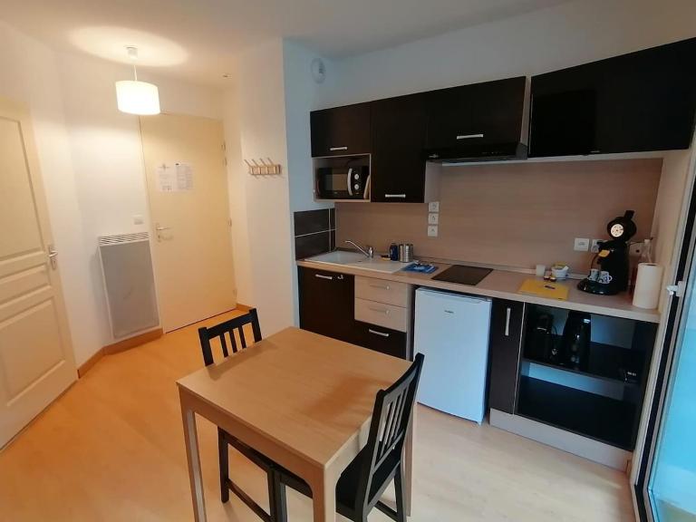 Appartement avec balcon, Ax-Les-Thermes - B&B Ax-les-Thermes