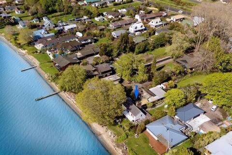 Lake view room with bathroom - Bed and Breakfast Rotorua