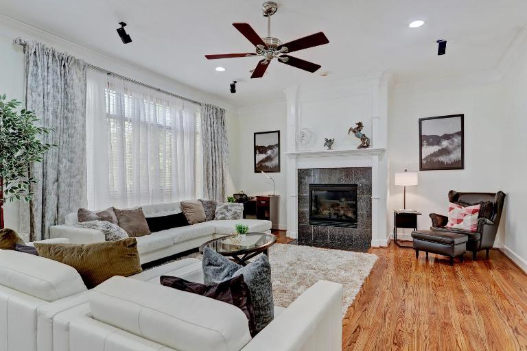 Luxury Home Minutes to Downtown Close to Everything Nice - Chambres d'hôtes Houston