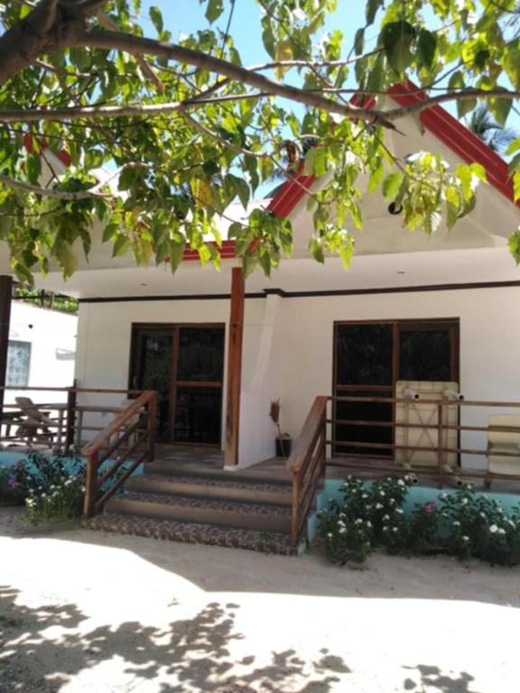 Kiera Homestay - B&B Cabuntog