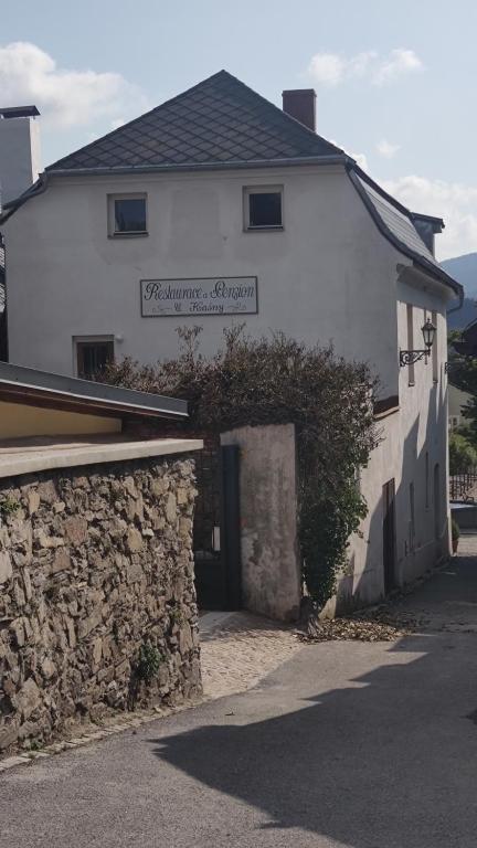 Penzion Nad Kašnou - B&B Kašperské Hory