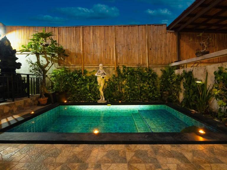 Villa Saraswati Keramas 3 BR - B&B Curahmas