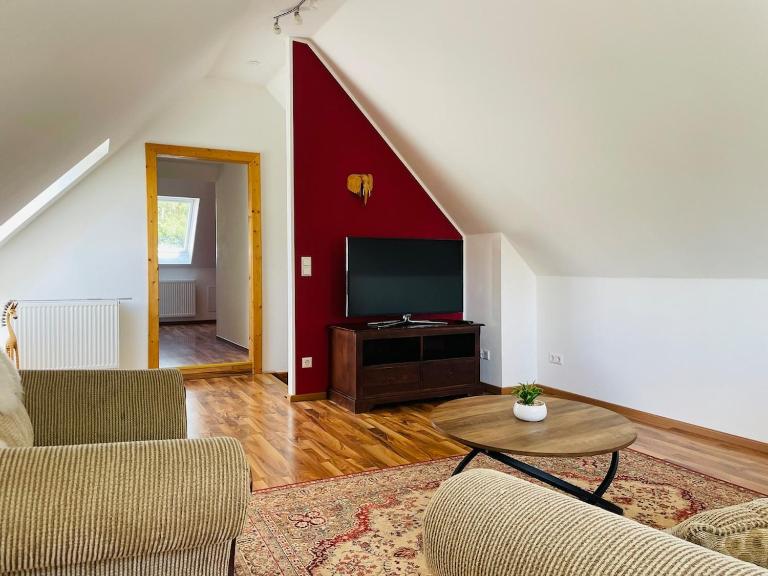 Helle und gemütliche Ferienwohnung im Lausitzer Seenland - B&B Grünewald