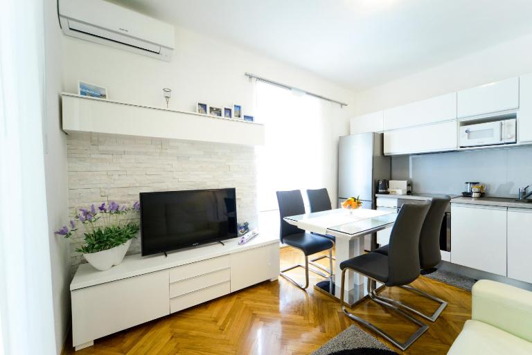 Central Palace Apartment - B&B Zadar