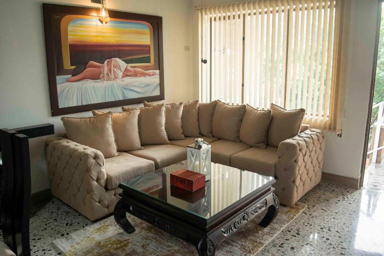 Hermoso Apartamento Poblado - Manila - B&B Medellín