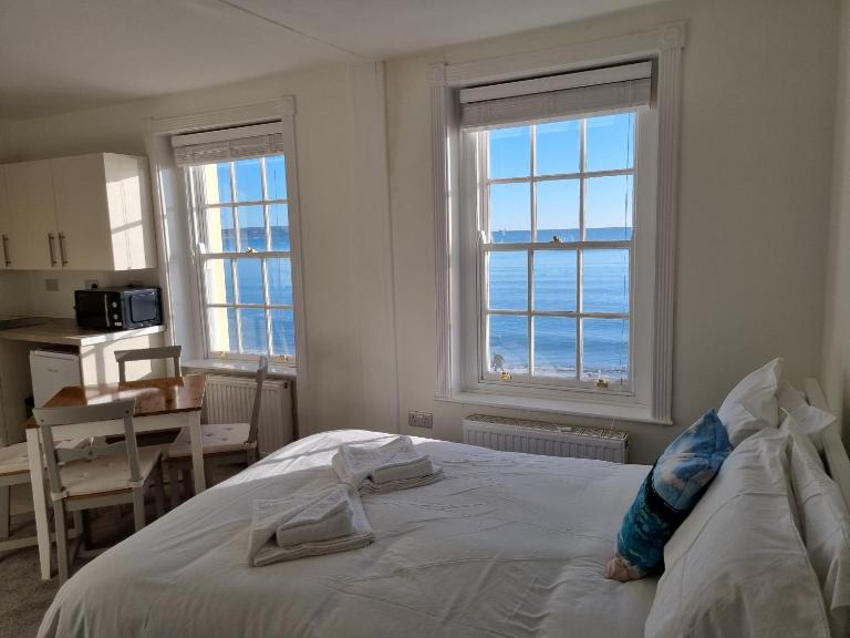 Horizon Sea View Suite - B&B Weymouth