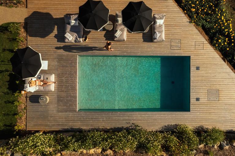 oceanHUTS Coxos Adults Only - B&B Ericeira