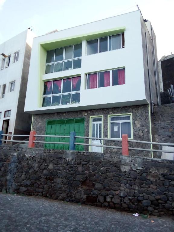 Santos Medina - Chambres d'hôtes Ribeira Grande
