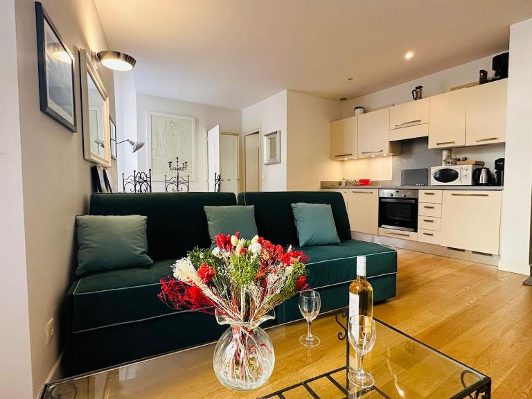 New ! Charmant spacieux 2p Vieux-Nice calme - B&B Nice