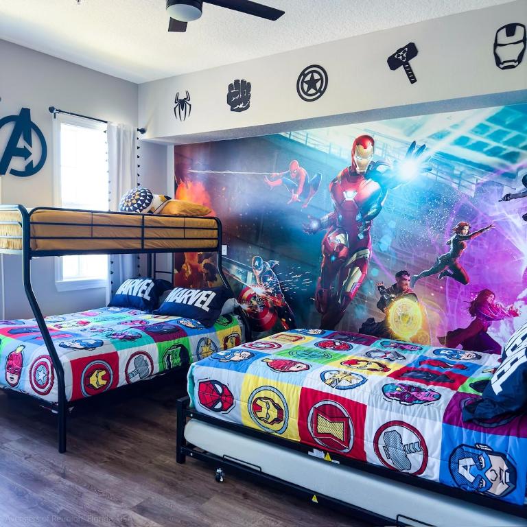 Themed Luxury Apartment With Pools and Jacuzzi - B&B Kissimmee