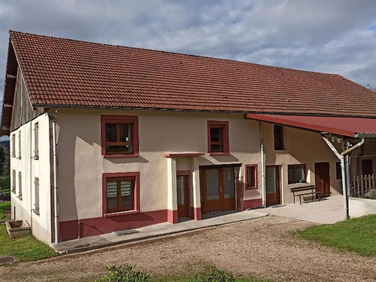 Grande Maison pour 10 Pers. avec Jardin, Terrasse, BBQ, Près de Bruyères et Gérardmer - FR-1-589-335 - B&B Champ-le-Duc