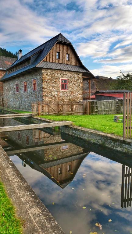Mostní mlýn Jimramov - B&B Jimramov