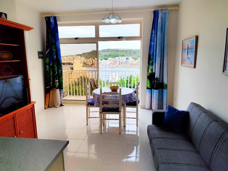 Sea Breeze Bliss - Self Check-in - Ferienwohnung St Paul's Bay