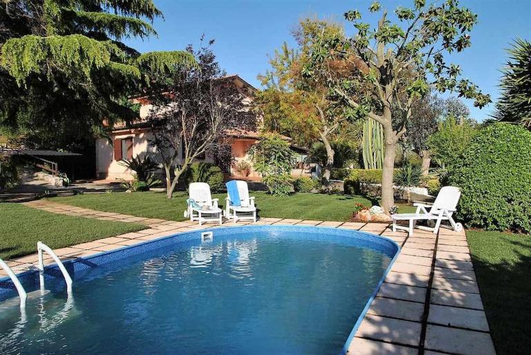 Villa Vallereale giardino e piscina uso esclusivo - B&B Itri