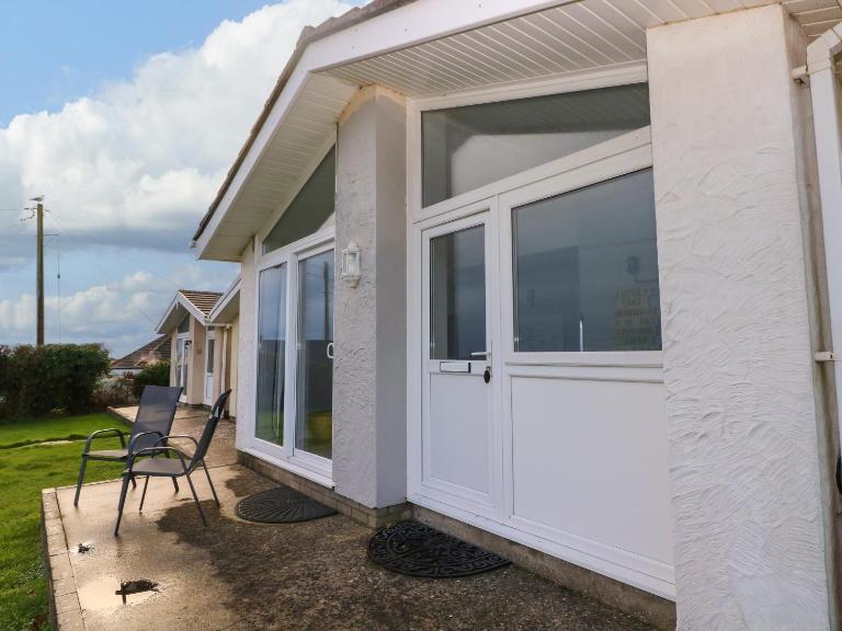 Chalet 22 - B&B Swansea