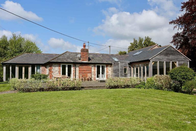 Stunning Cottage in South Downs National Park - B&B Eartham