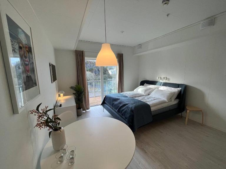 Lofoten Studio Penthouse - Chambres d'hôtes Svolvær