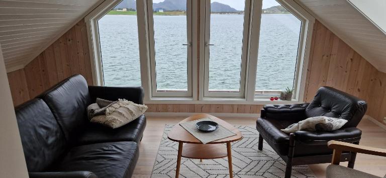 Molobua, fantastic place by the sea - Ferienwohnung Leknes