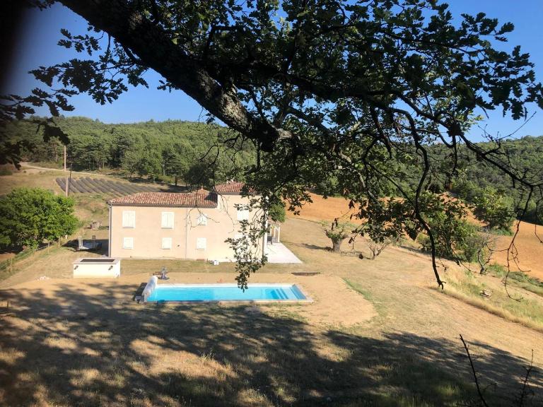 les Claveaux - B&B Montfuron