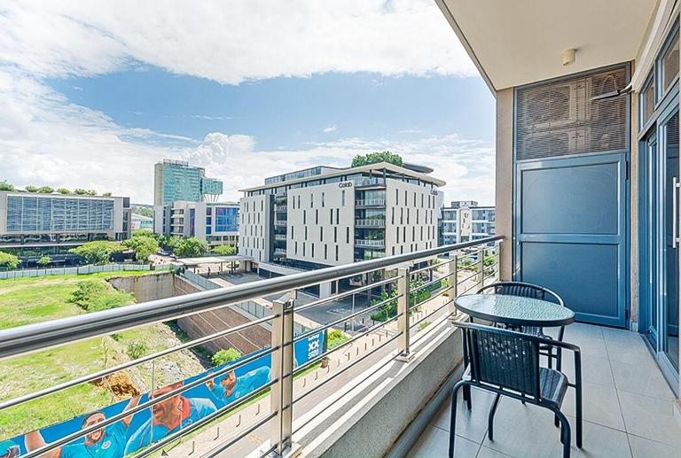 Capital Residence Apartment in Menlyn Maine - B&B Pretoria