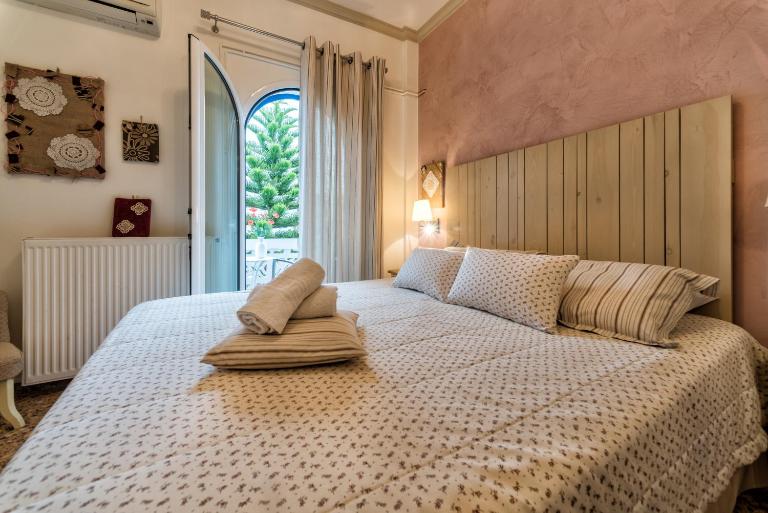 Argyro Rent Rooms - B&B Kritsá