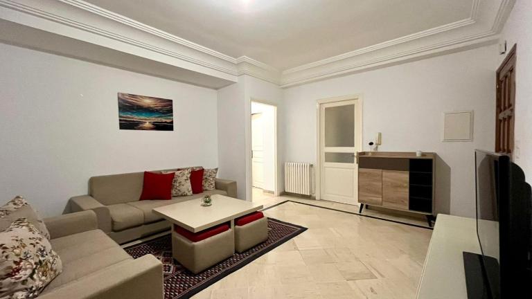 Belle Appartement pour Familles S2 El Nasser 1 Ariana - B&B Aryanah