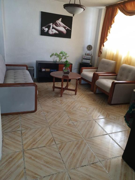 Departamento acogedor de dos habitaciones grandes - B&B Quito