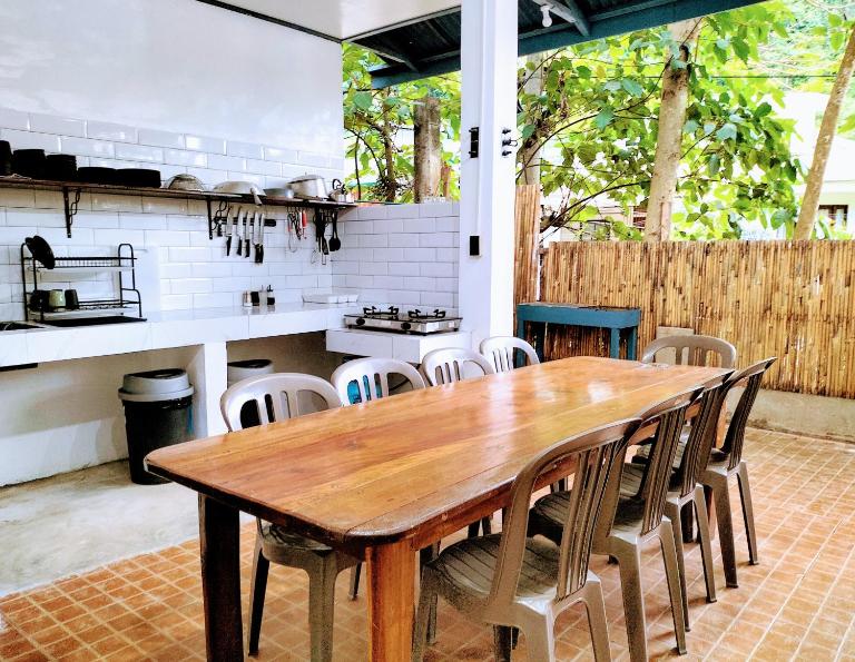 Full House - B&B El Nido
