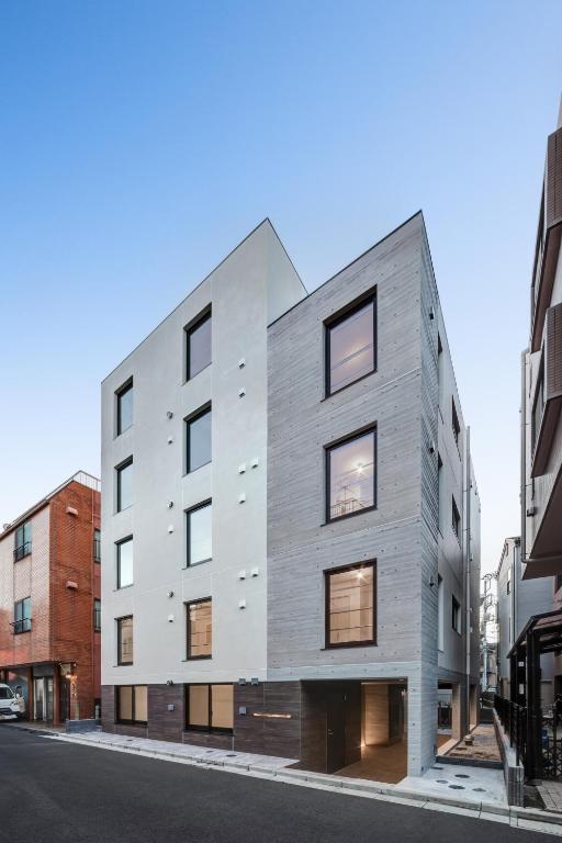 FL Residence Jingu Gyoen VI　A Quiet, Modern Stay Near Shinjuku in Tokyo - B&B Tokyo