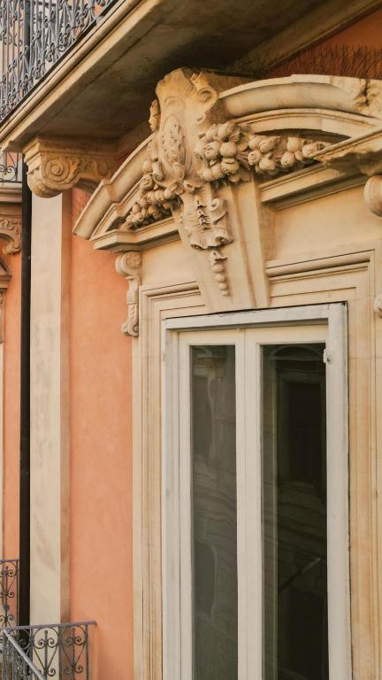Iconic Ortigia Residence - CarAccess PrimeLocation DiningGuide - B&B Siracusa