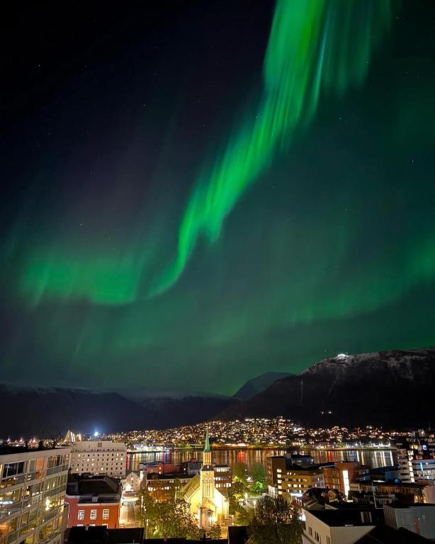 Sentrumsnær enebolig - Ferienwohnung Tromsø