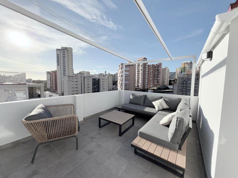 Penthouse en Avenida Rei Jaume I - Ferienwohnung Benidorm