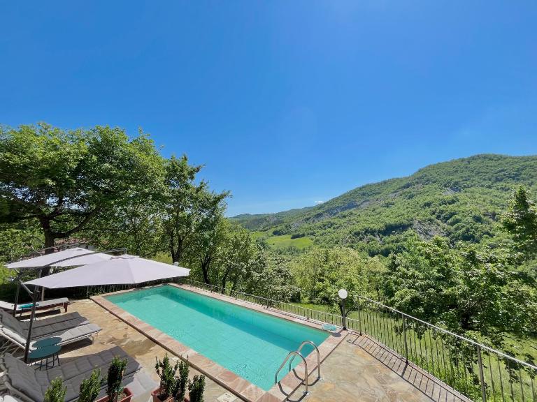 Villa delle Fonti - Villa With Pool - B&B Toano