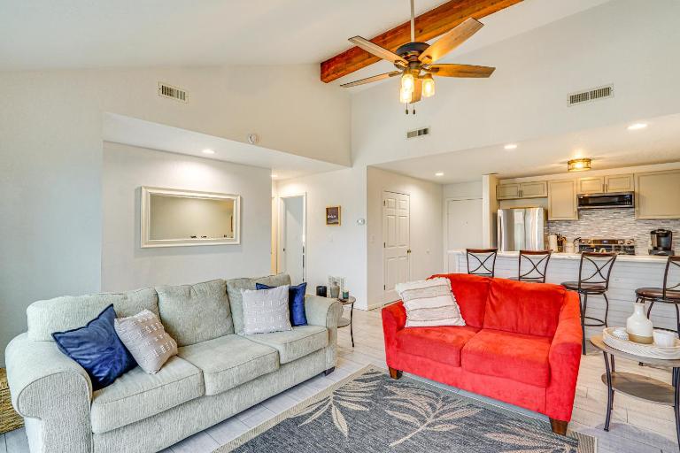 Lake Access & Views: Condo w/ Pools in Osage Beach - B&B Osage Beach