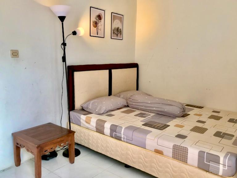 Grania Homestay - B&B Margaasih